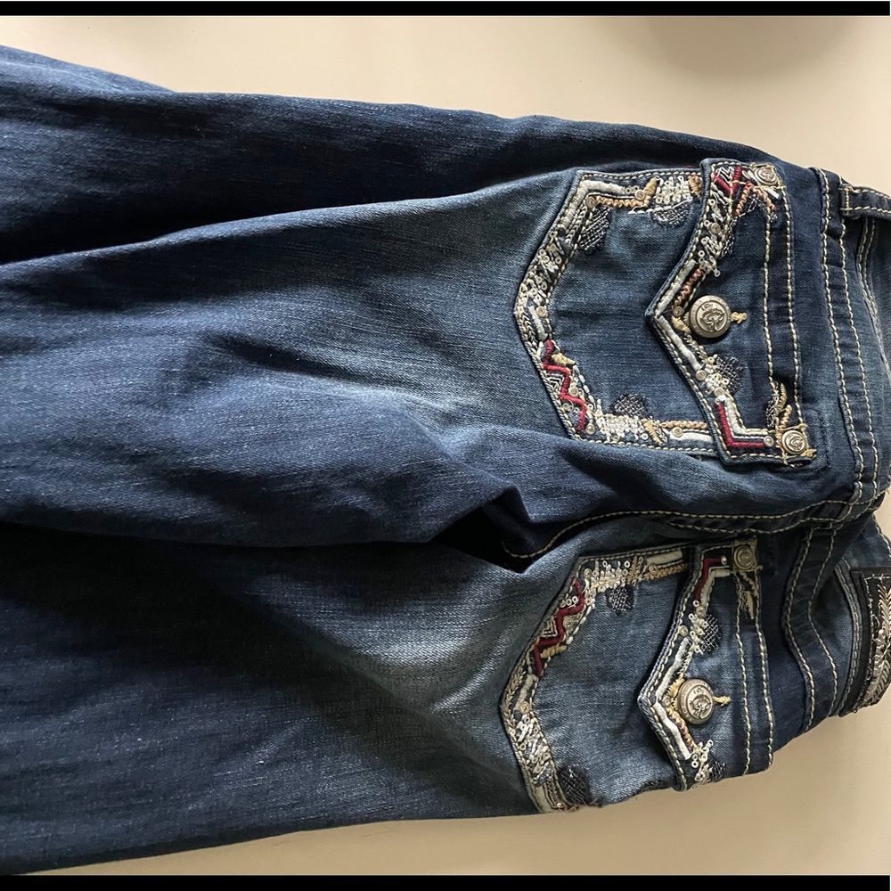 Grace in La jeans